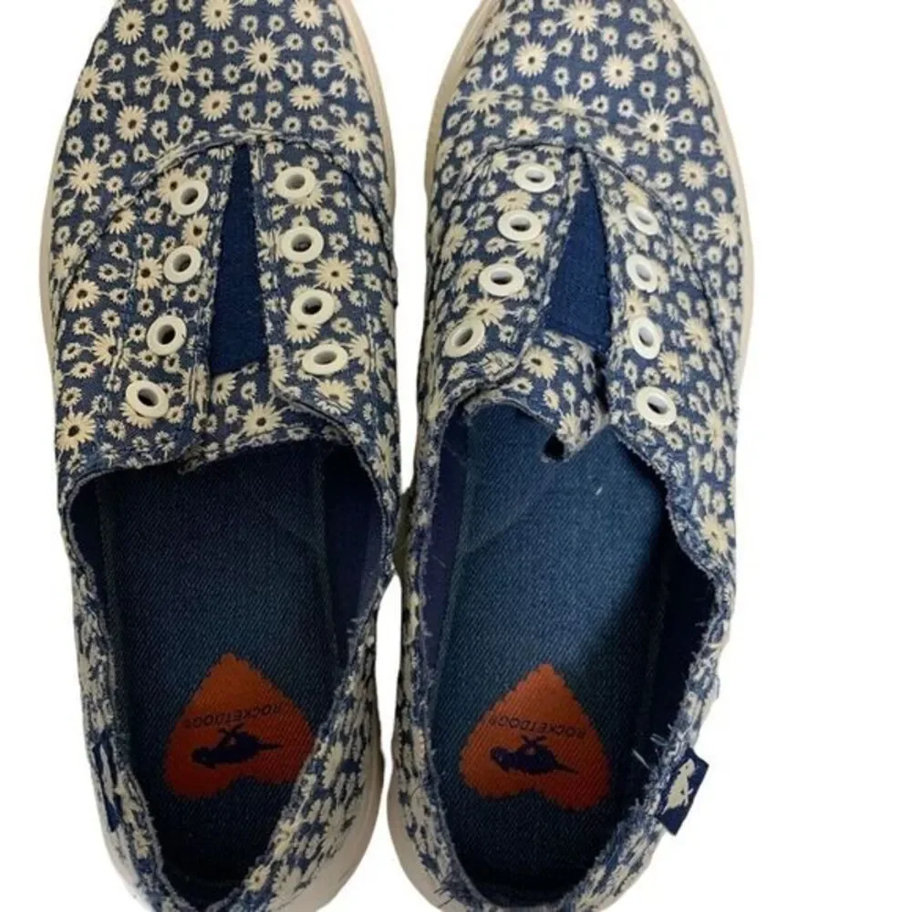 Rocket Dog Daisy Sneakers Women 8 Blue Floral Canvas Slip On Low Top Casual